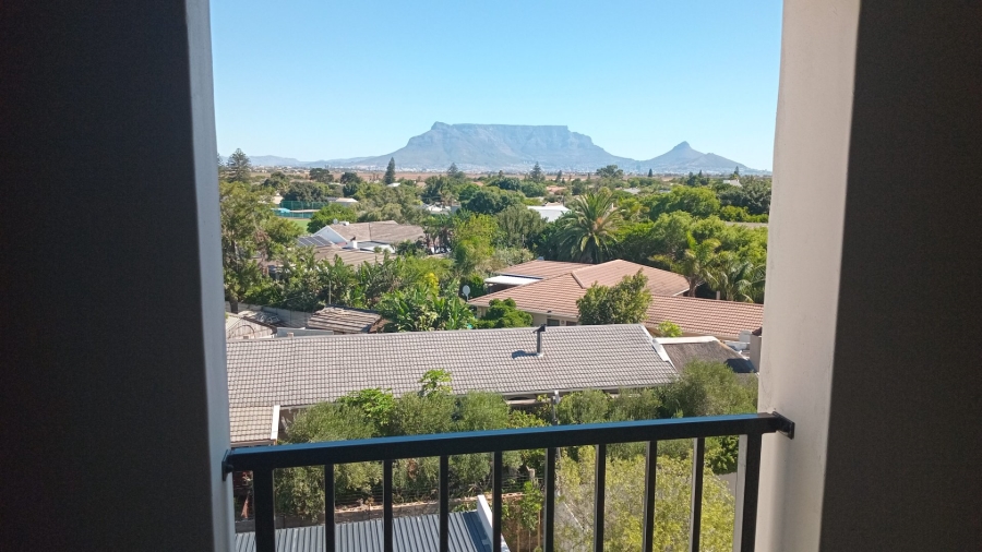 2 Bedroom Property for Sale in Table View Western Cape
